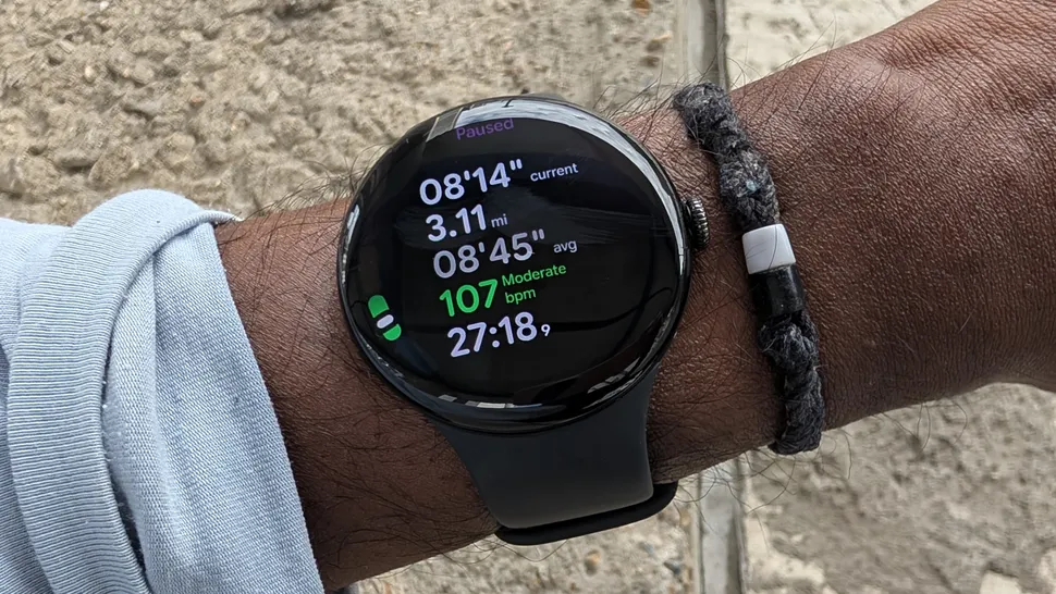 Google Pixel Watch 5 (Crédito da imagem: Future / Mike Sawh)